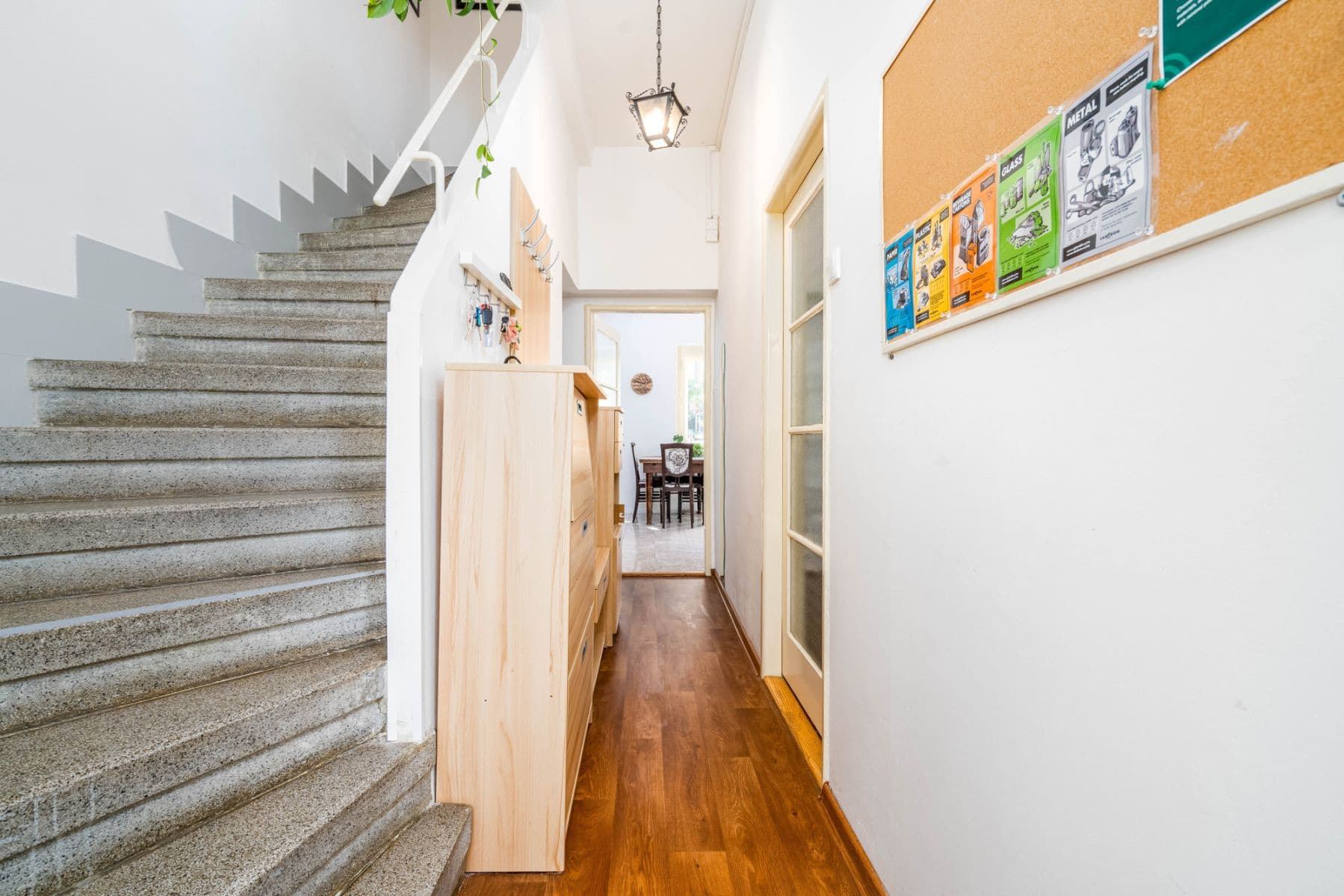 Pronájem bytu  120 m², Jiřinková, Praha, Praha