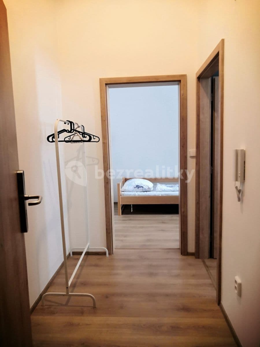 Pronájem bytu  40 m², Ke stvanice, Praha, Praha