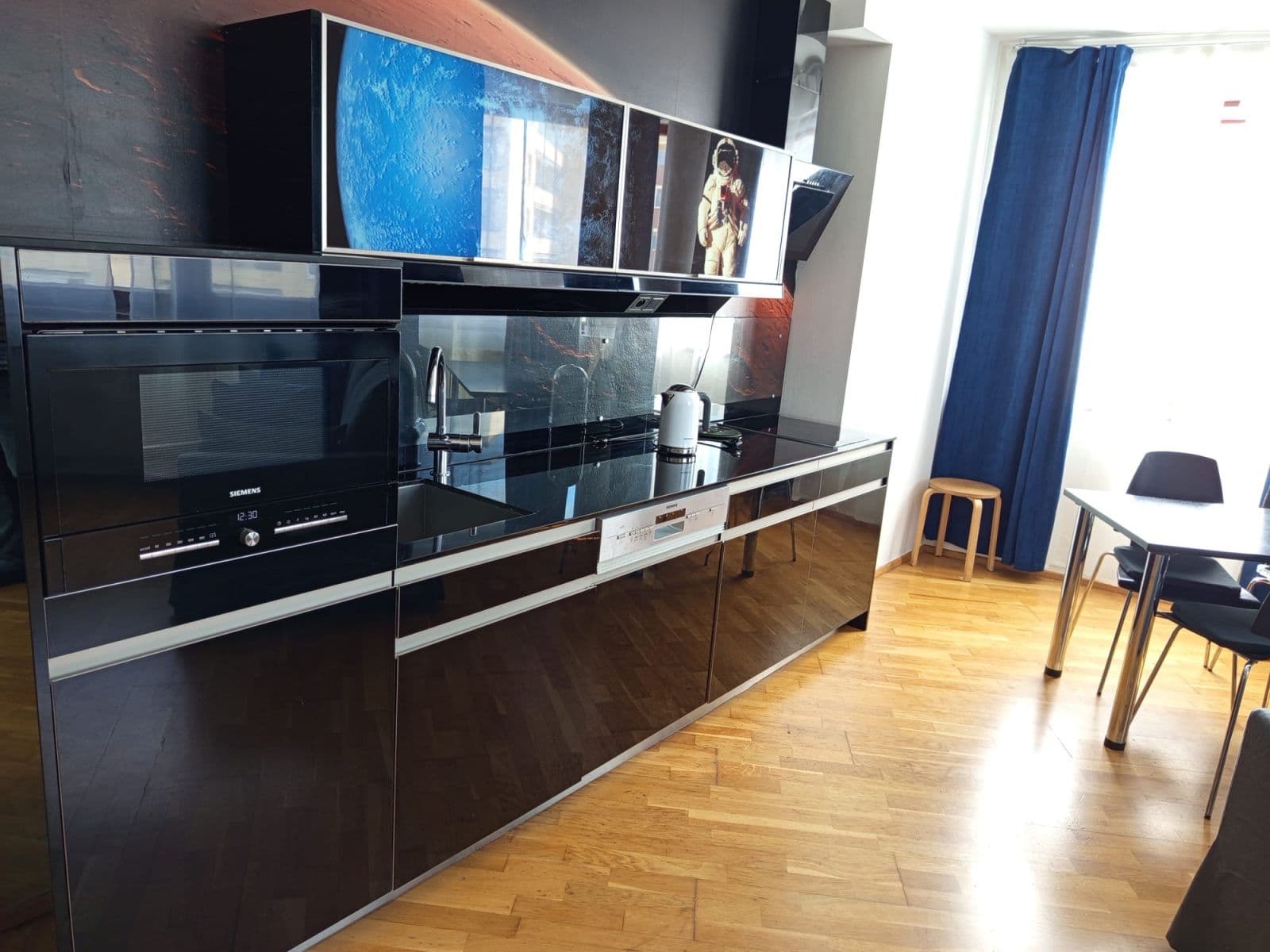 Pronájem bytu  50 m², Teplická, Praha, Praha