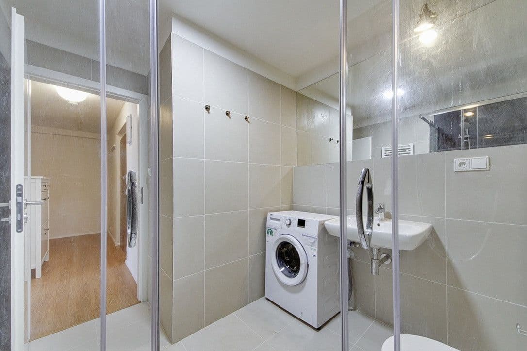 Pronájem bytu  45 m², Pivovarská, Praha, Praha