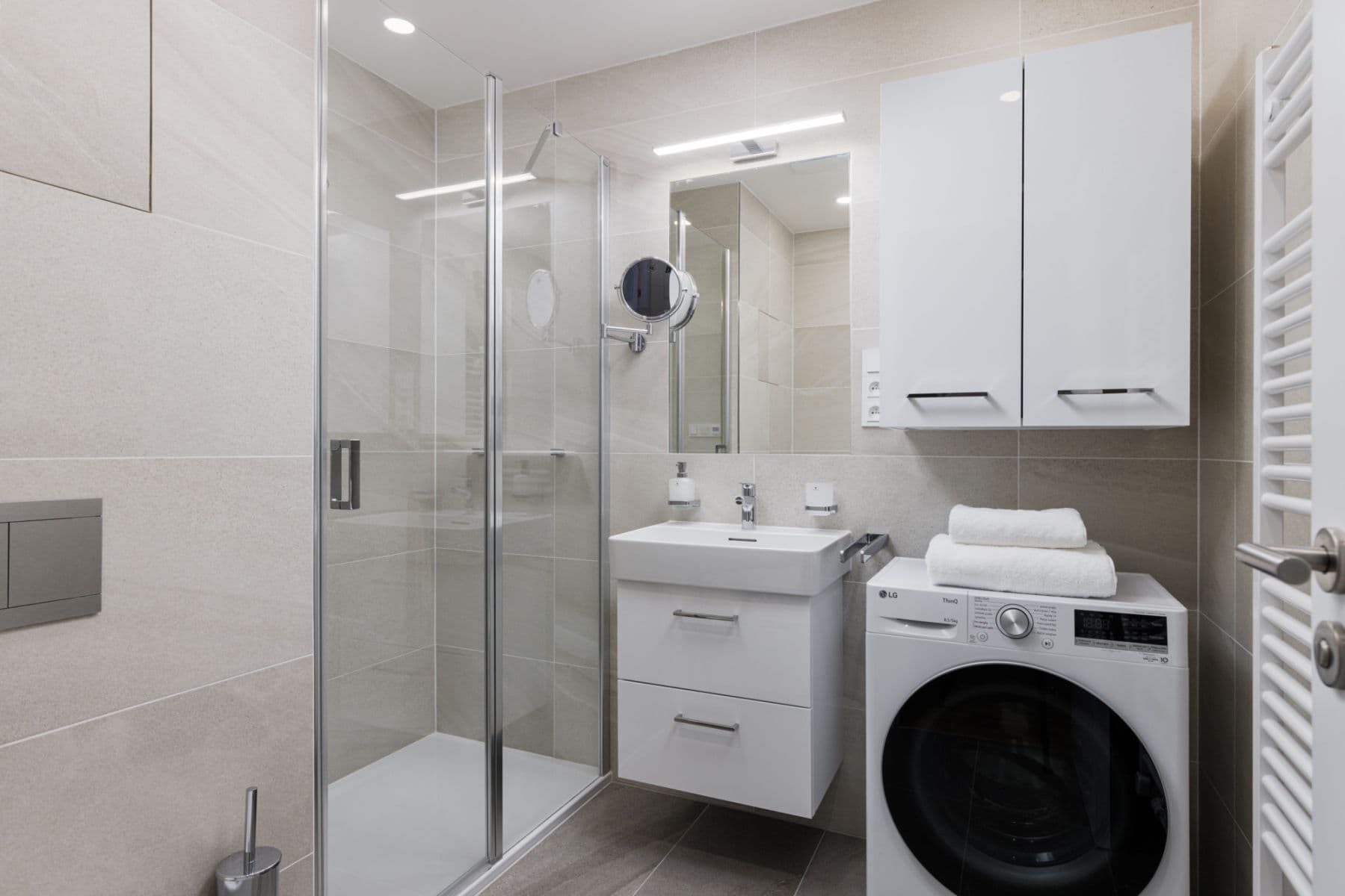 Pronájem bytu  43 m², Závišova, Praha, Praha