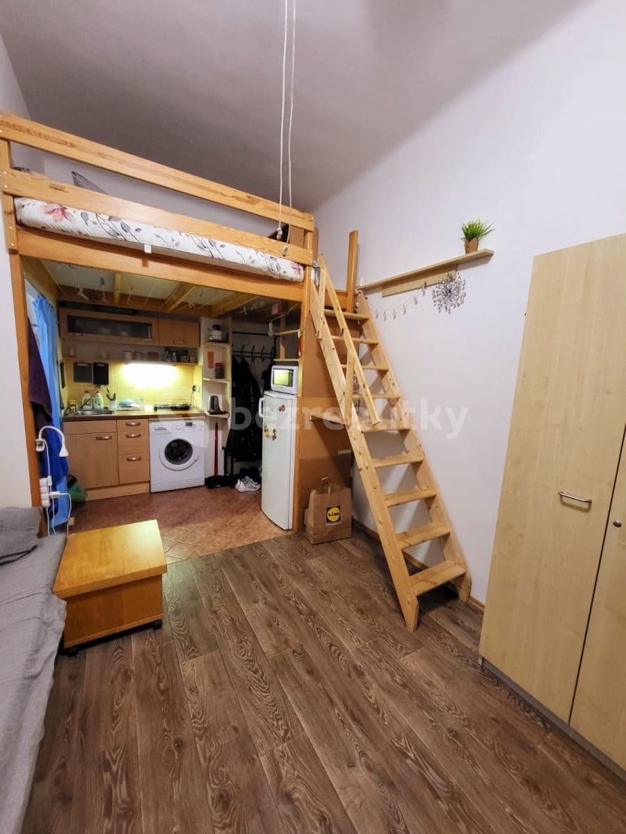 Pronájem bytu 1+1 25 m², Heřmanova, Praha, Praha