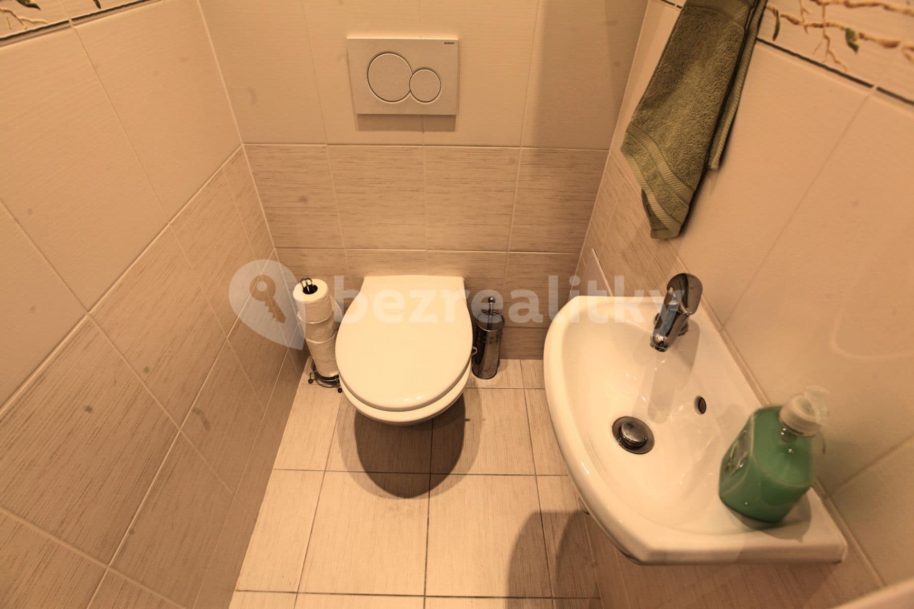 Pronájem bytu 2+kk 50 m², Slavojova, Praha, Praha