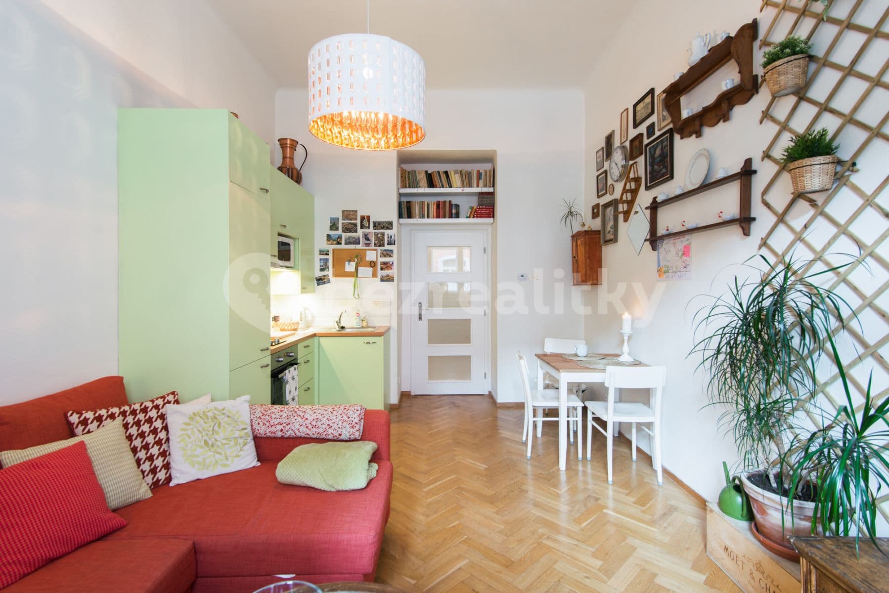Pronájem bytu 2+kk 50 m², Slavojova, Praha, Praha