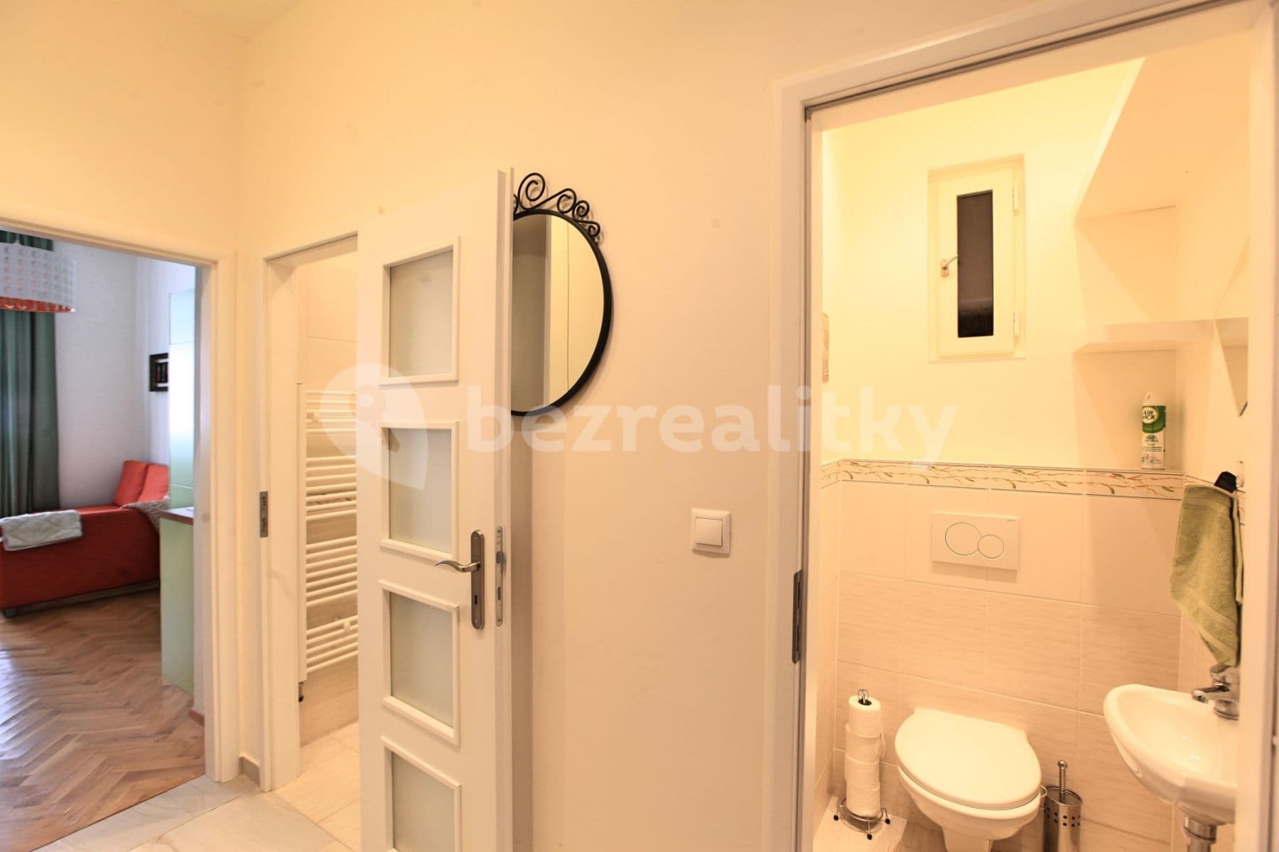 Pronájem bytu 2+kk 50 m², Slavojova, Praha, Praha