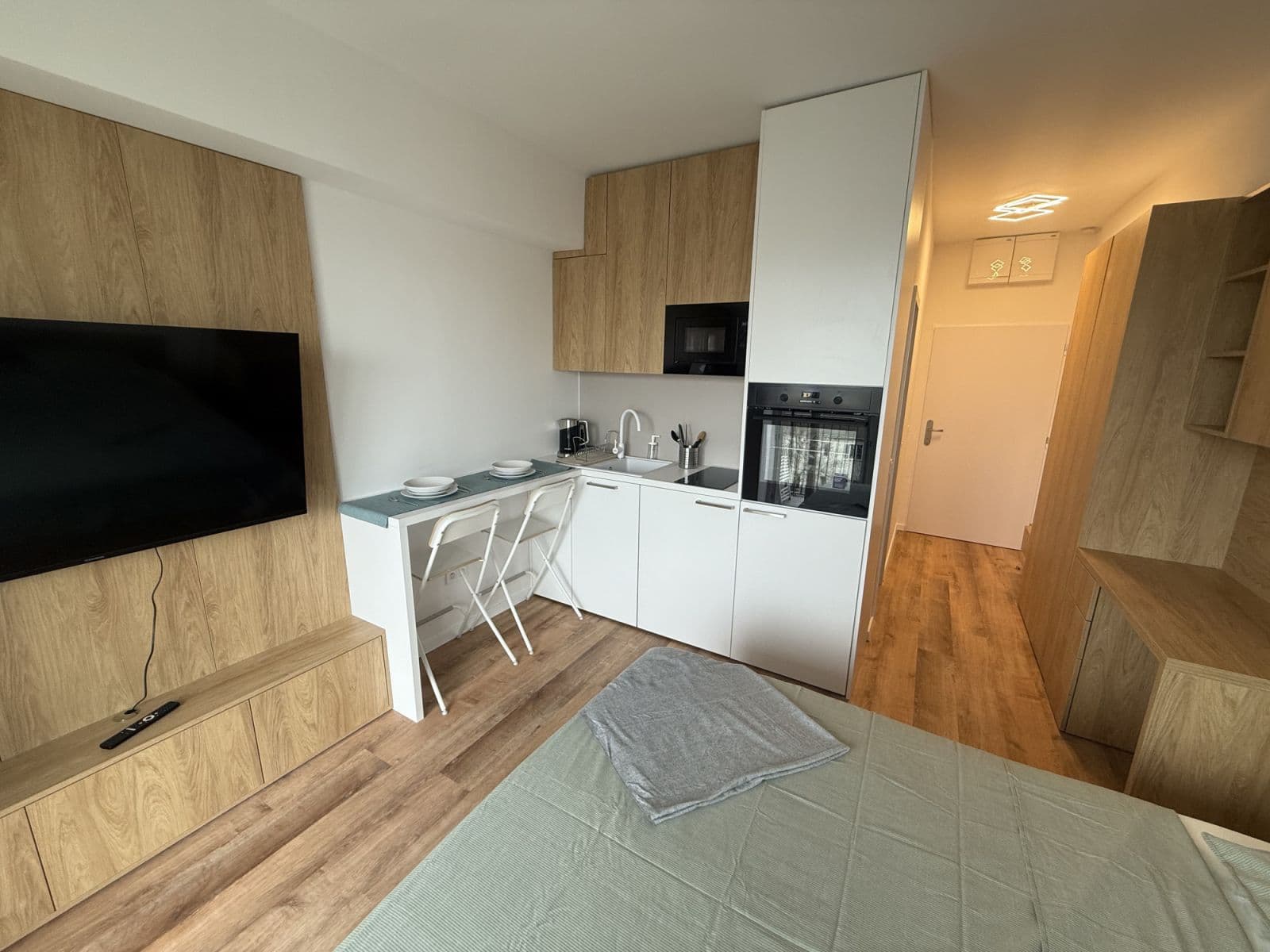 Pronájem bytu  20 m², Trnavská cesta, Ružinov, Bratislavský kraj