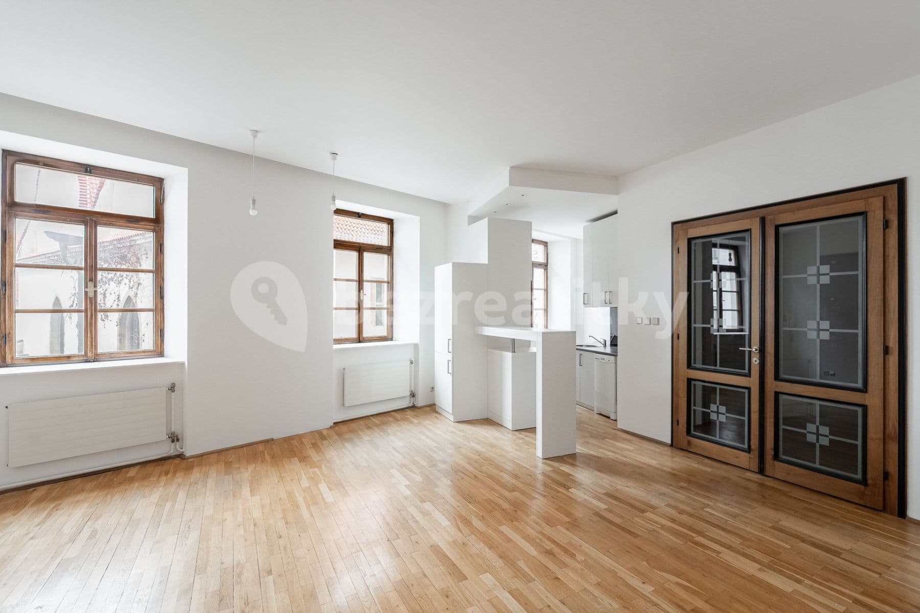 Pronájem bytu  80 m², Betlémské náměstí, Praha, Praha
