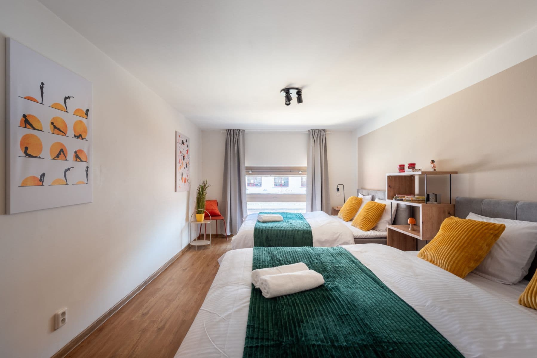 Pronájem bytu  143 m², Křižíkova, Praha, Praha