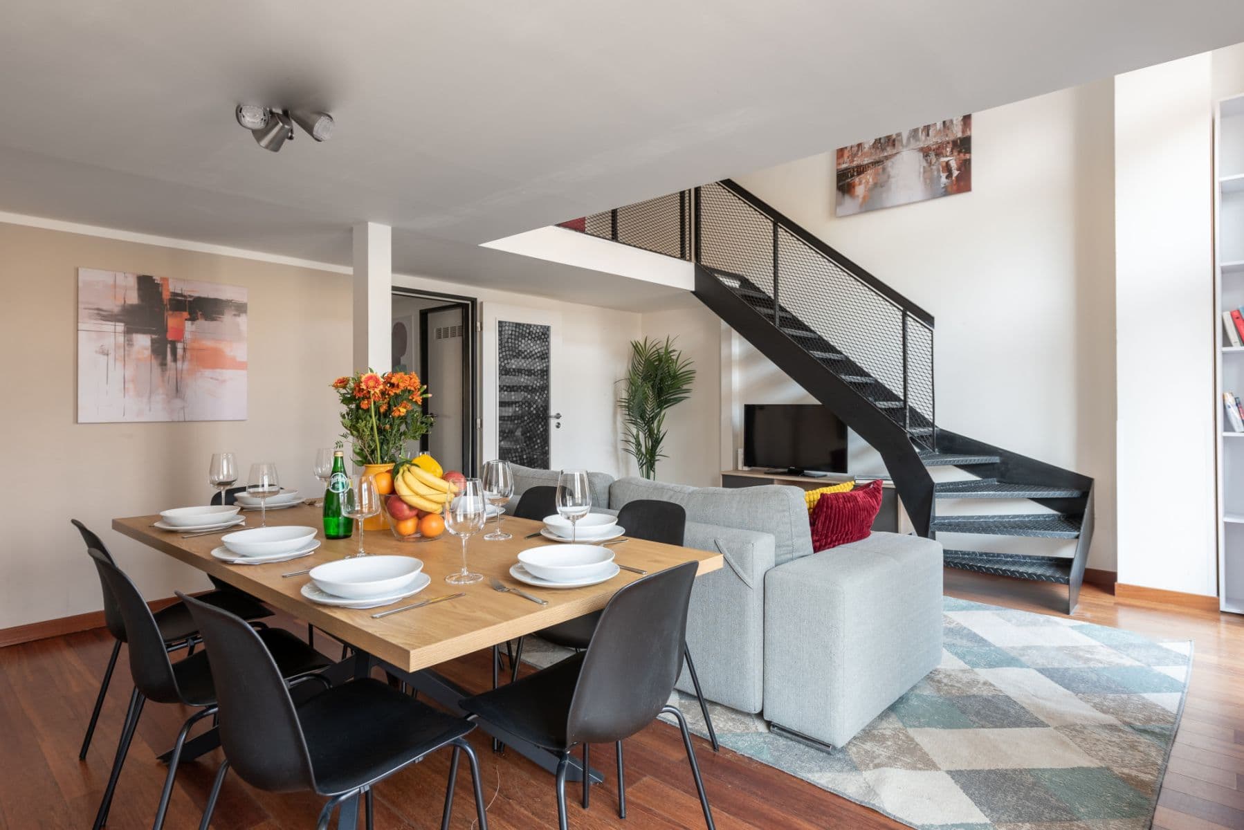 Pronájem bytu  143 m², Křižíkova, Praha, Praha