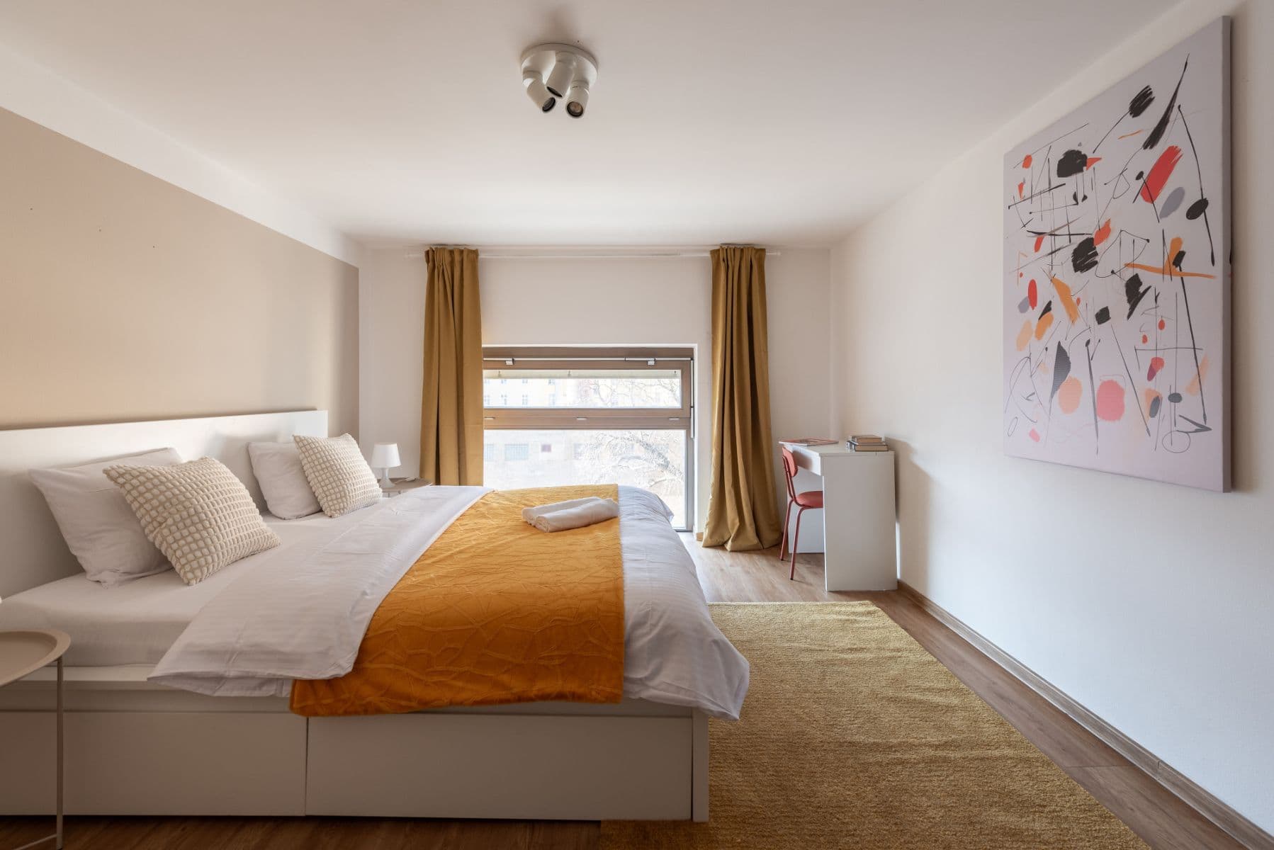 Pronájem bytu  143 m², Křižíkova, Praha, Praha