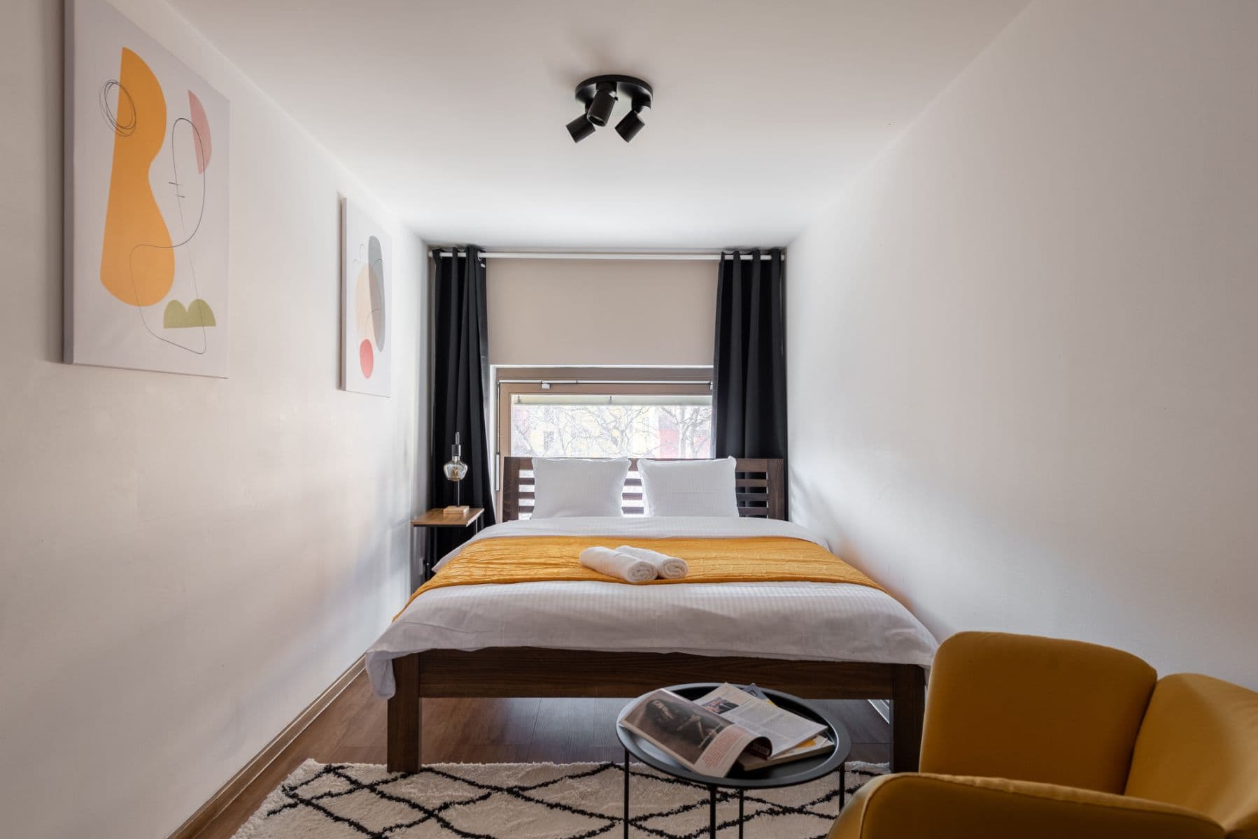 Pronájem bytu  143 m², Křižíkova, Praha, Praha