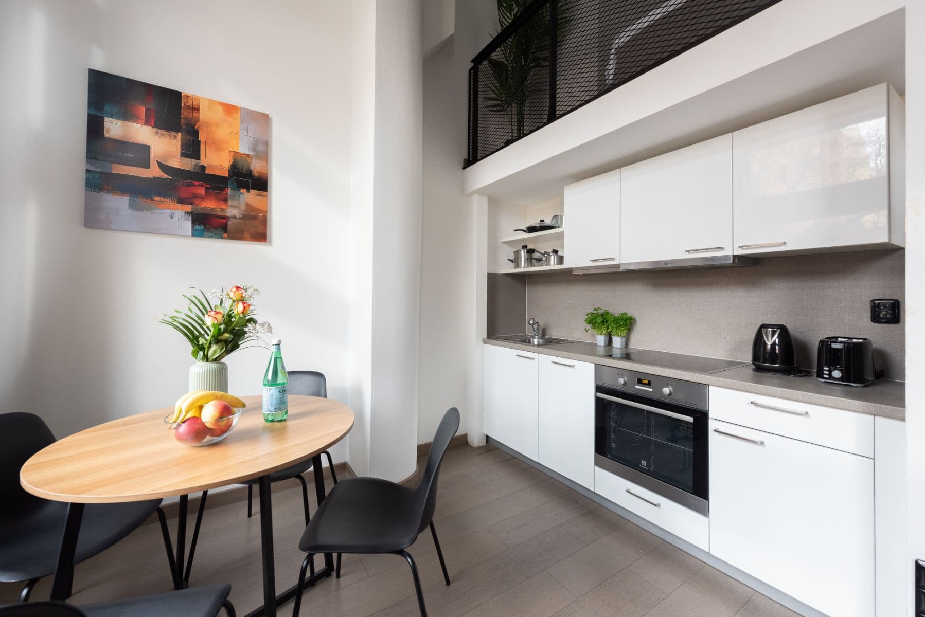 Pronájem bytu  70 m², Křižíkova, Praha, Praha
