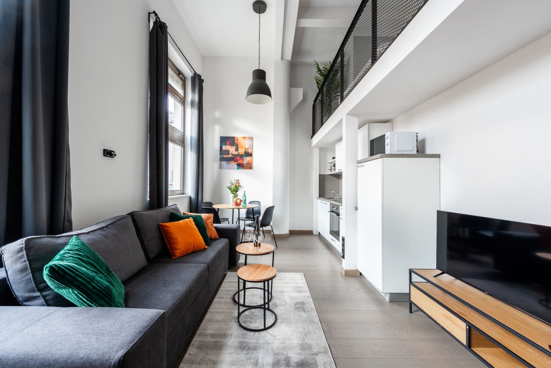 Pronájem bytu  70 m², Křižíkova, Praha, Praha