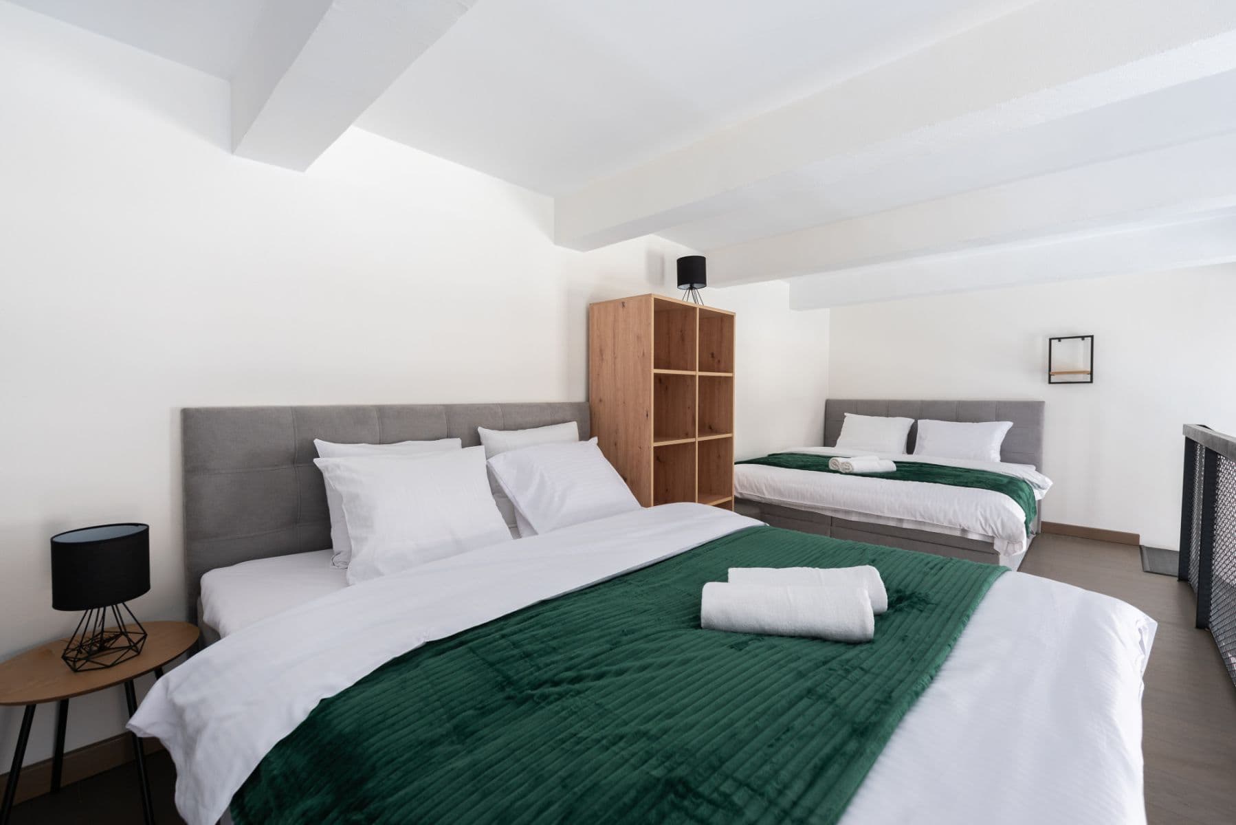 Pronájem bytu  70 m², Křižíkova, Praha, Praha