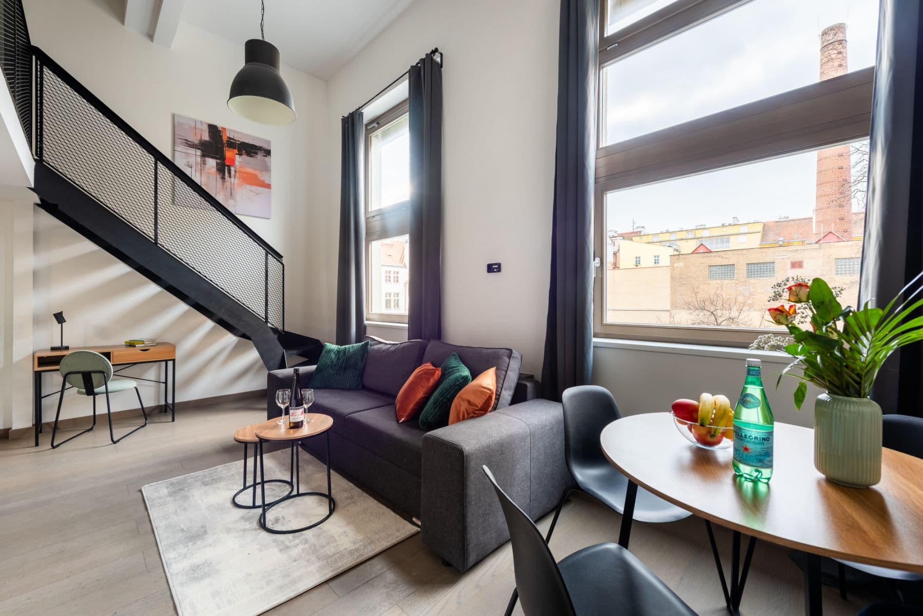 Pronájem bytu  70 m², Křižíkova, Praha, Praha
