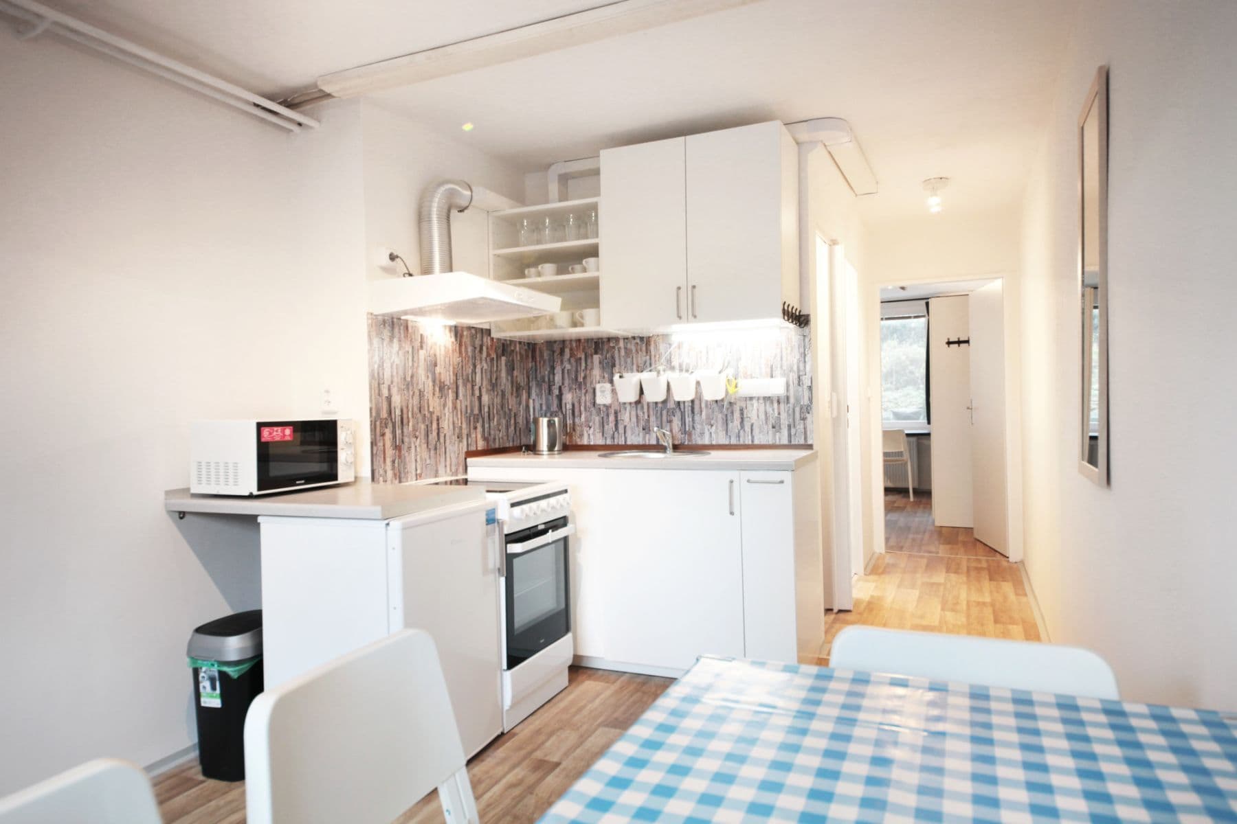 Pronájem bytu  35 m², Modřínová, Praha, Praha