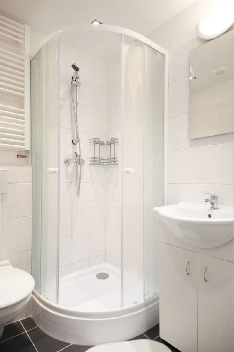 Pronájem bytu  35 m², Modřínová, Praha, Praha