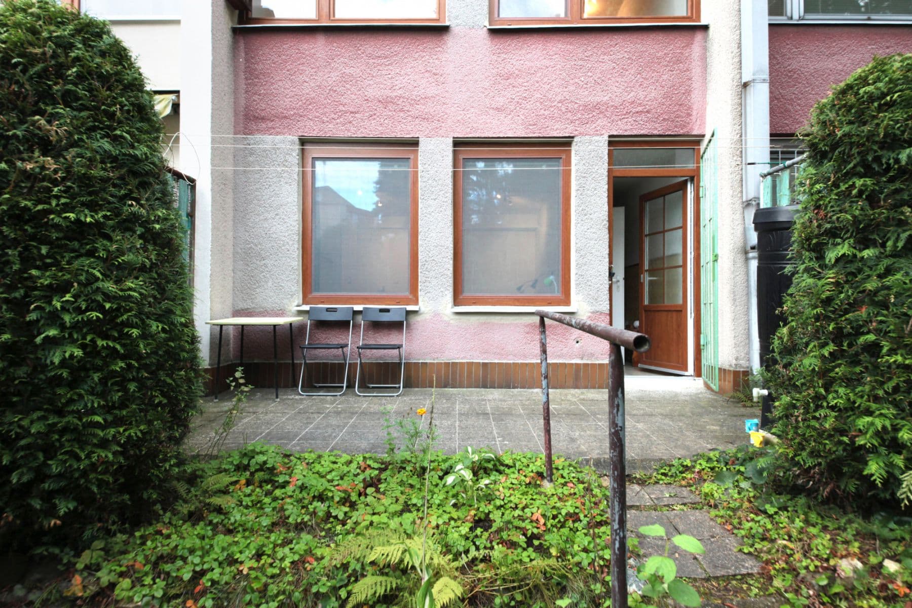Pronájem bytu  35 m², Modřínová, Praha, Praha