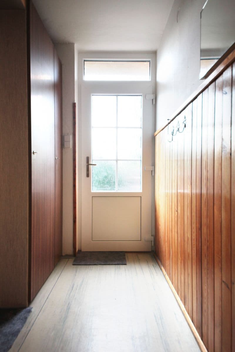 Pronájem bytu  35 m², Modřínová, Praha, Praha