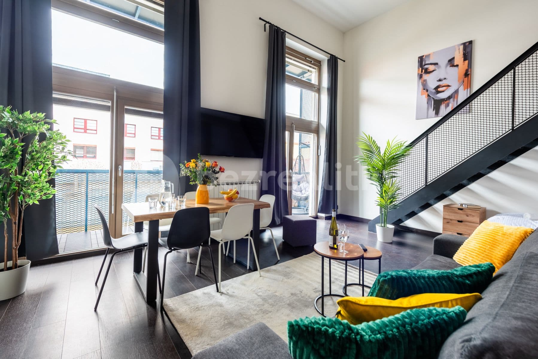 Pronájem bytu  72 m², Křižíkova, Praha, Praha