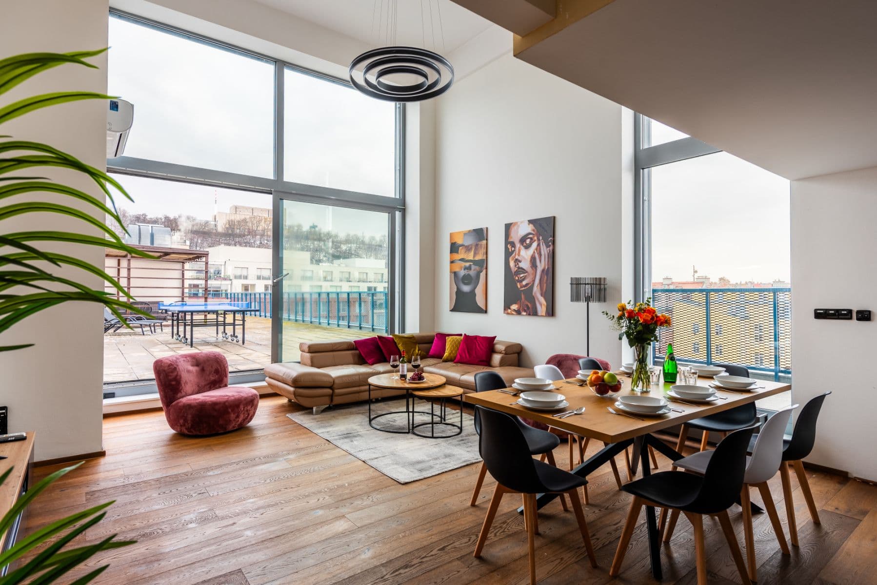 Pronájem bytu  150 m², Křižíkova, Praha, Praha