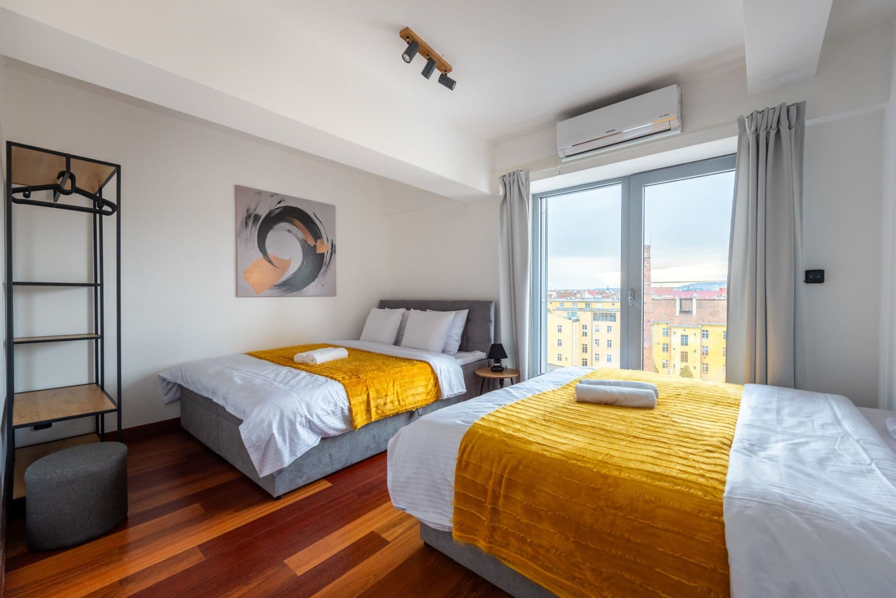 Pronájem bytu  150 m², Křižíkova, Praha, Praha