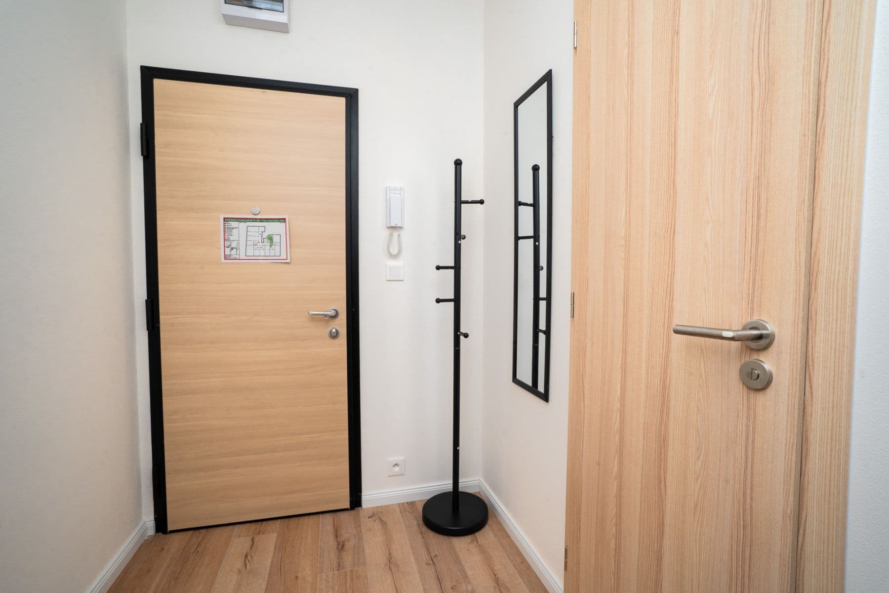 Pronájem bytu  34 m², Kotkova, Plzeň, Plzeňský kraj