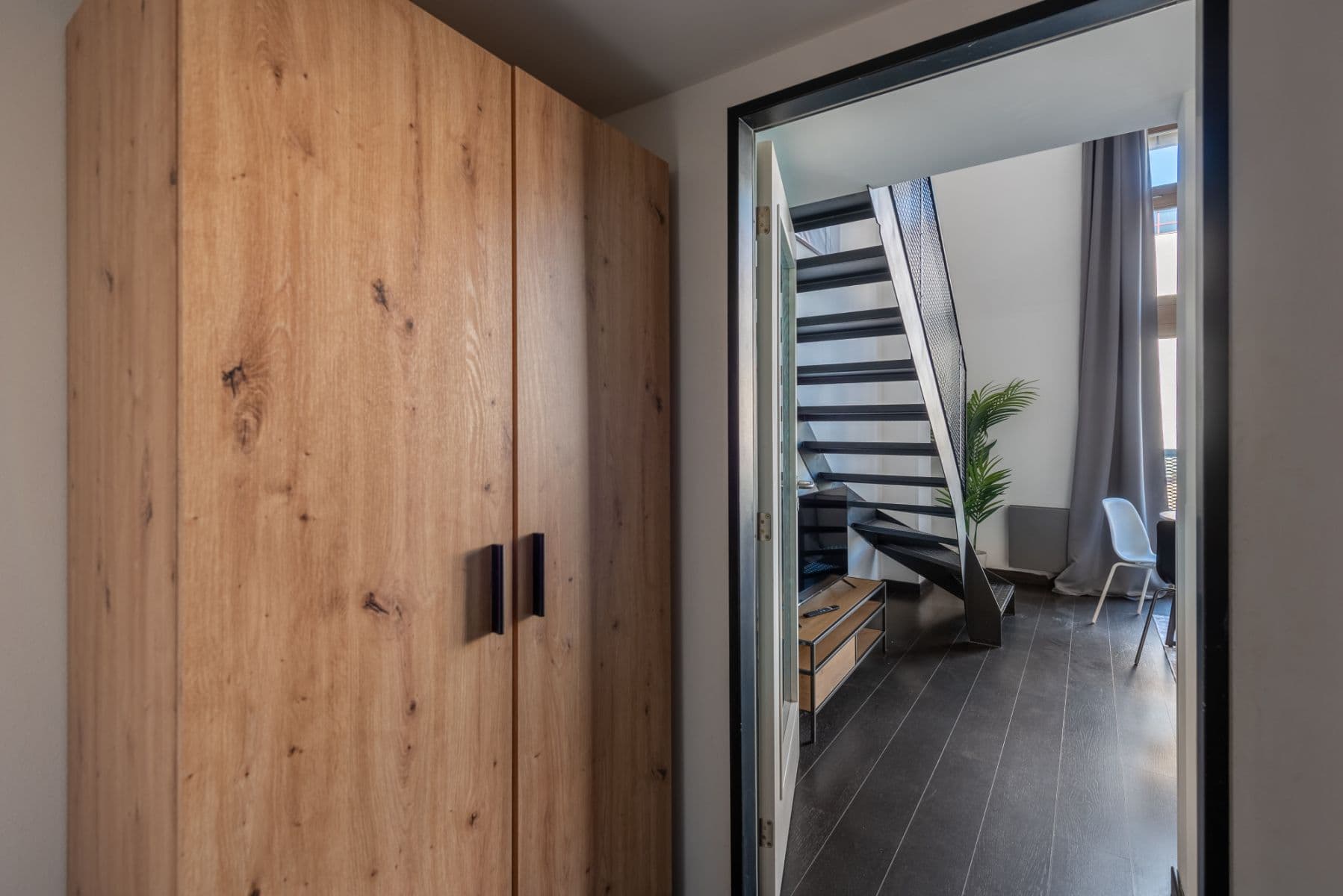 Pronájem bytu  65 m², Křižíkova, Praha, Praha