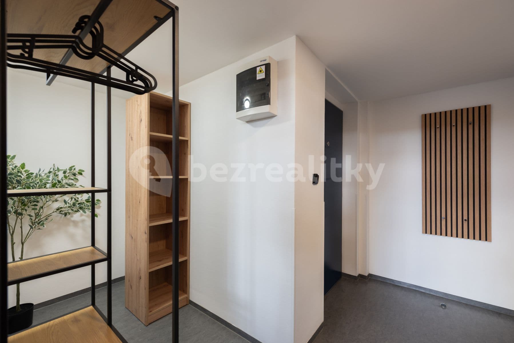 Pronájem bytu  72 m², Křižíkova, Praha, Praha