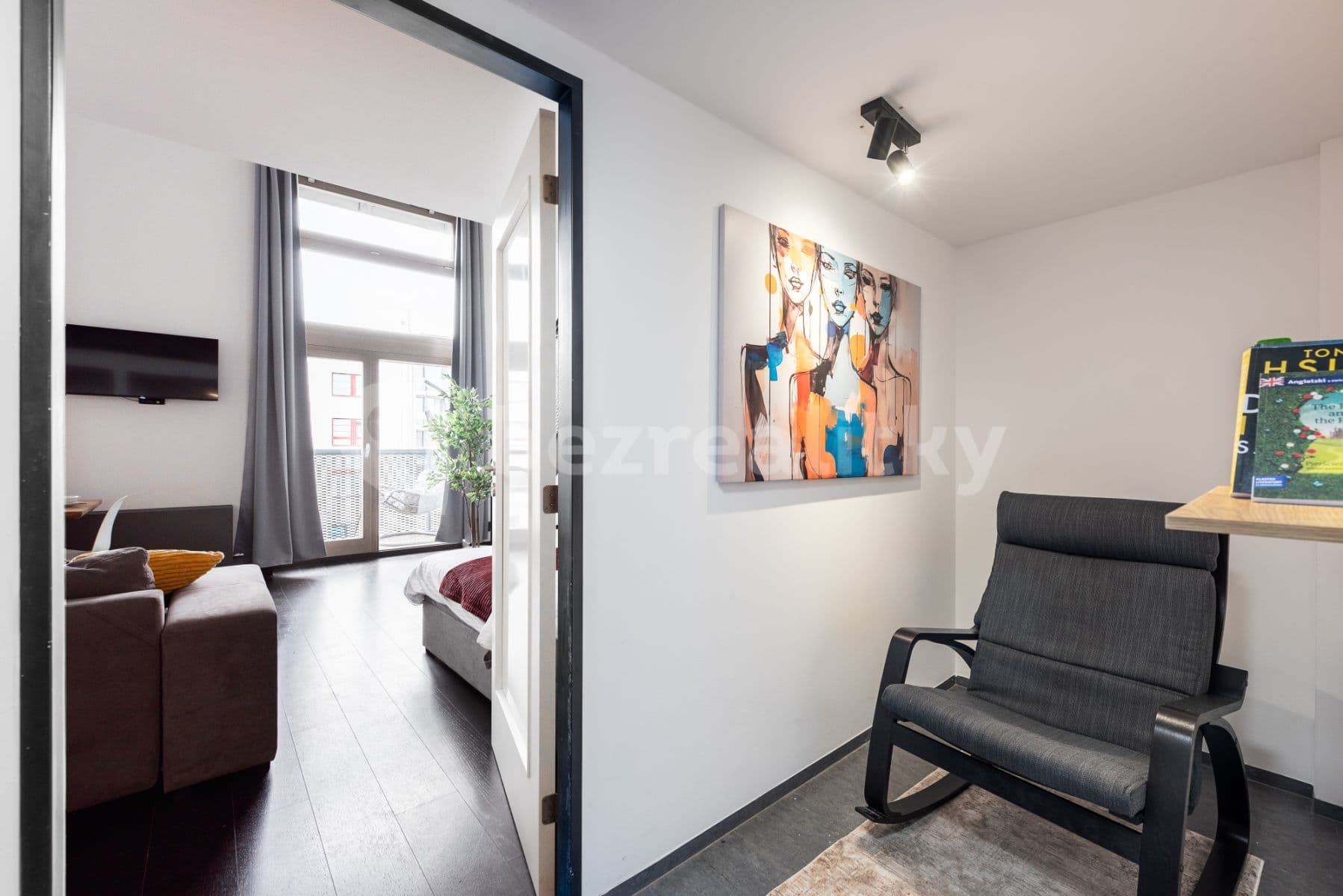 Pronájem bytu  72 m², Křižíkova, Praha, Praha