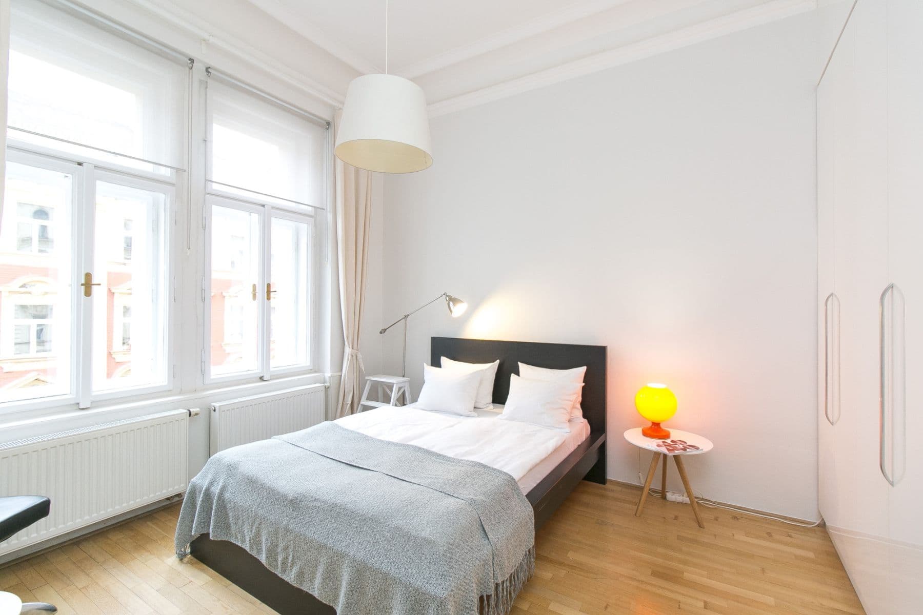 Pronájem bytu  85 m², Chodská, Praha, Praha