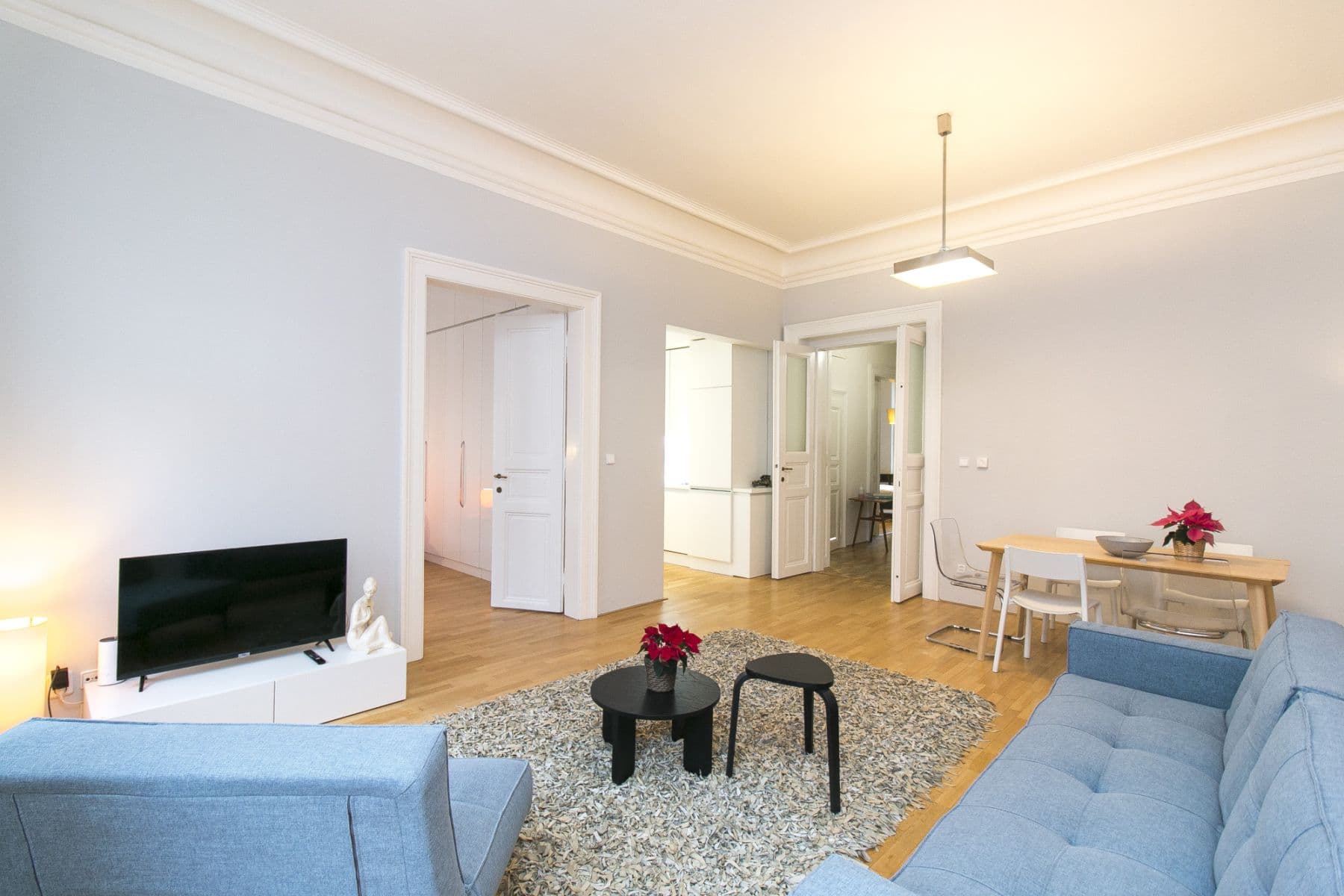 Pronájem bytu  85 m², Chodská, Praha, Praha