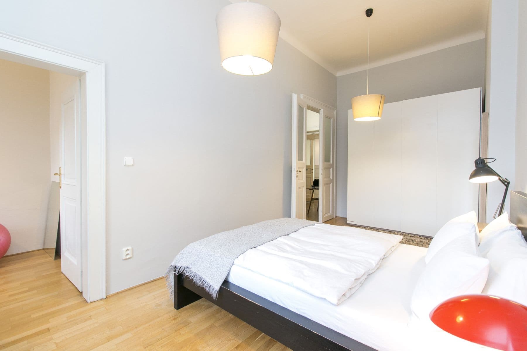 Pronájem bytu  85 m², Chodská, Praha, Praha