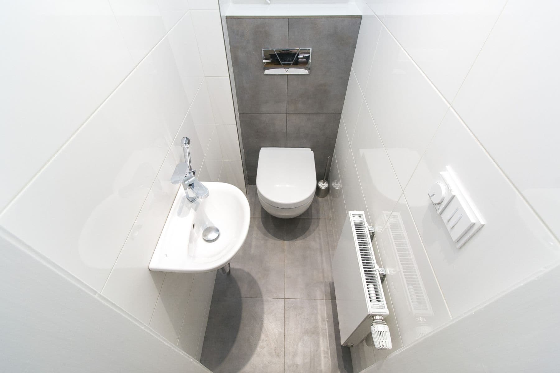 Pronájem bytu  85 m², Chodská, Praha, Praha