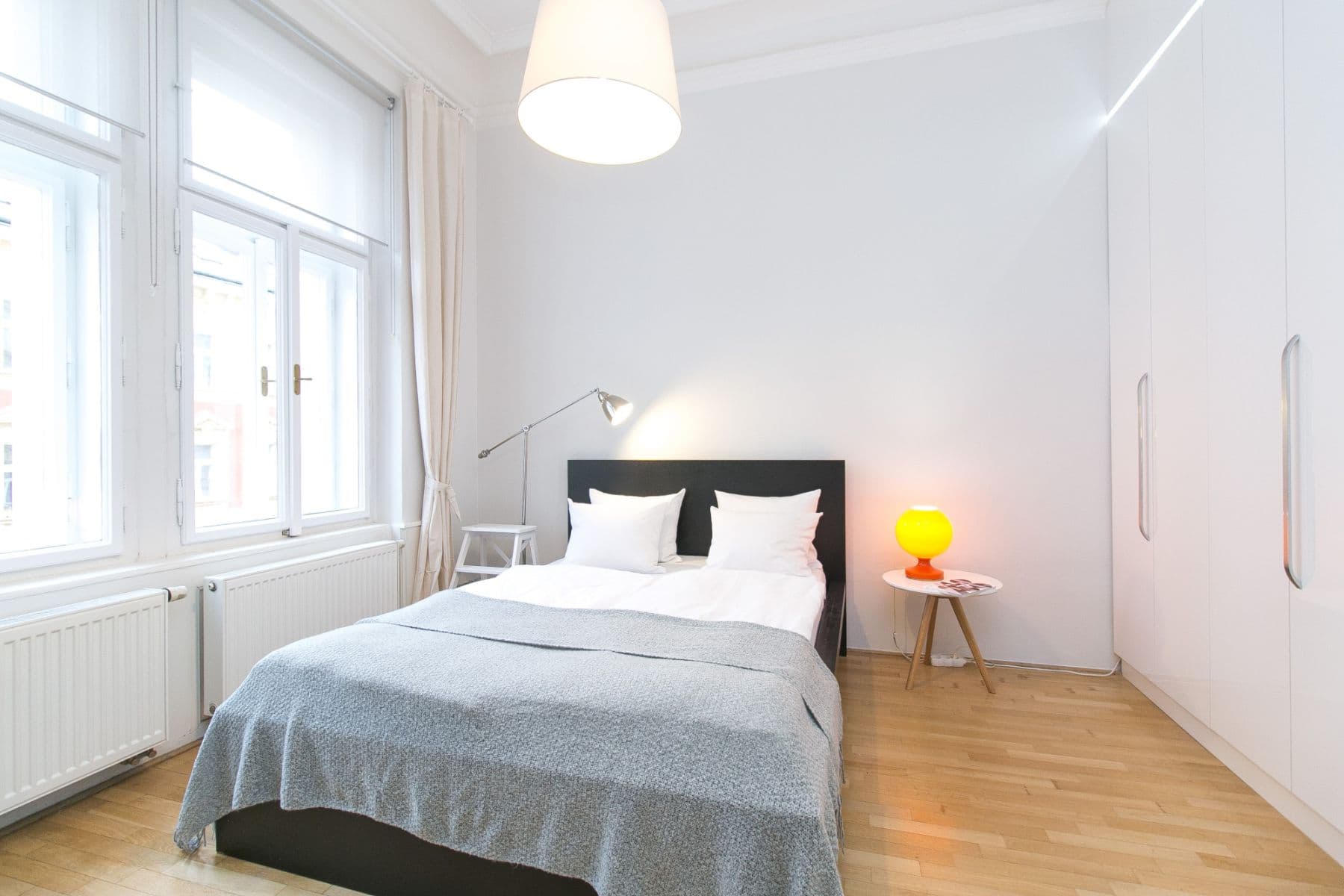 Pronájem bytu  85 m², Chodská, Praha, Praha