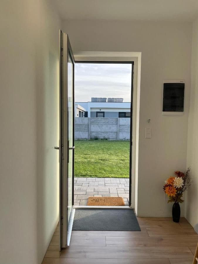 Pronájem bytu  120 m², Slivková, Dunajská Lužná, Bratislavský kraj