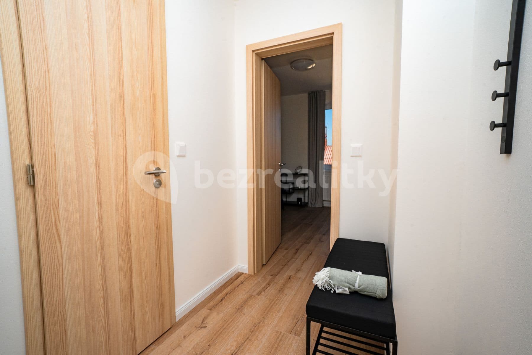 Pronájem bytu  33 m², Kotkova, Plzeň, Plzeňský kraj