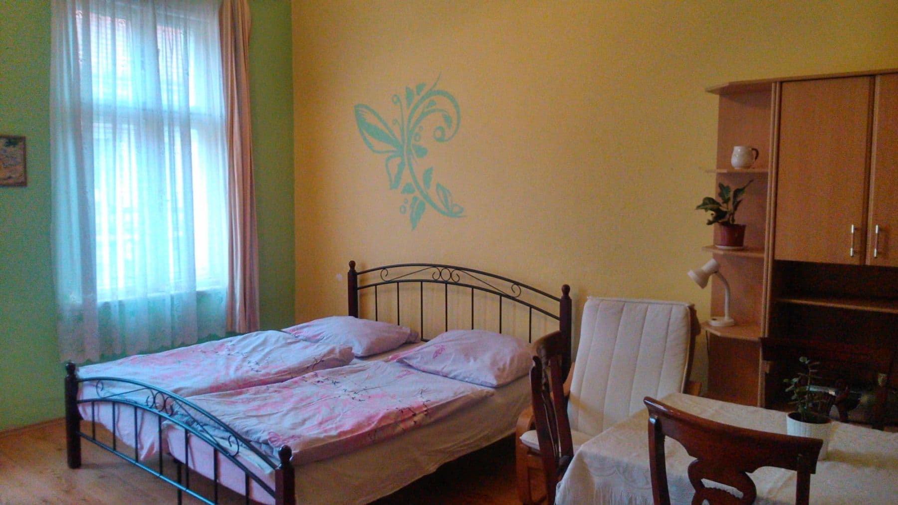 Pronájem bytu  42 m², Orebitská, Praha, Praha