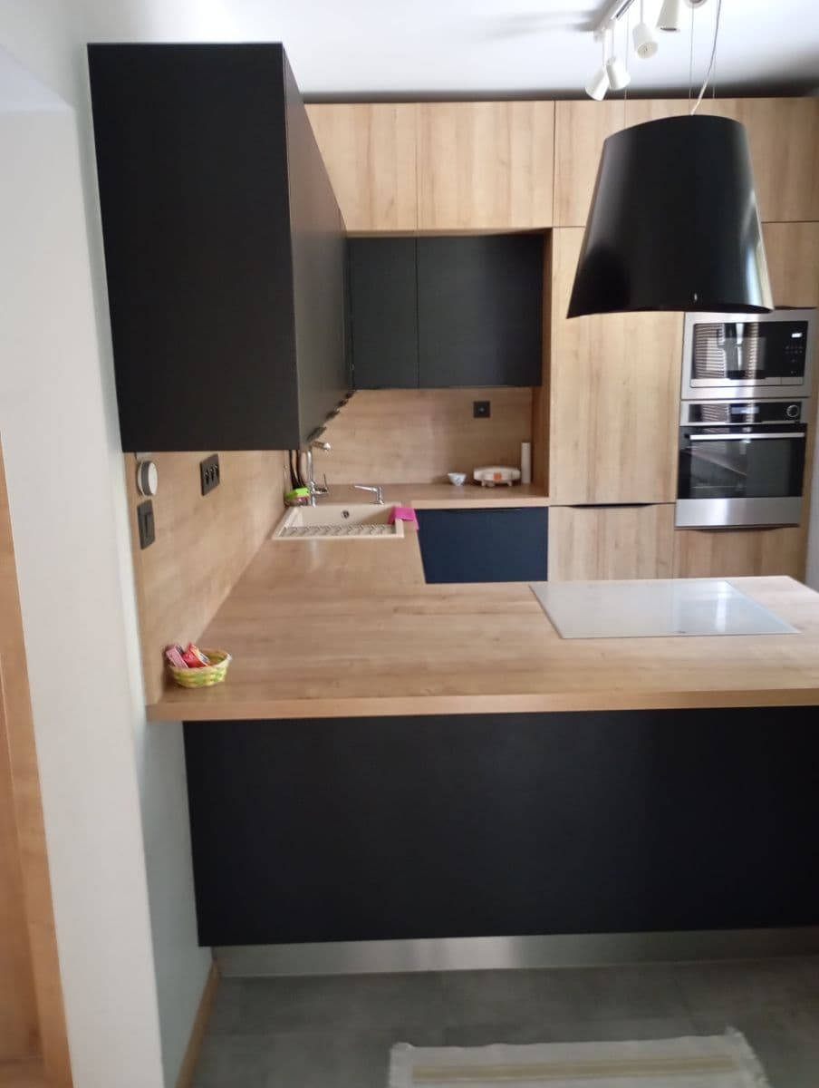 Pronájem bytu  120 m², Solosnicka a, Karlova Ves, Bratislavský kraj