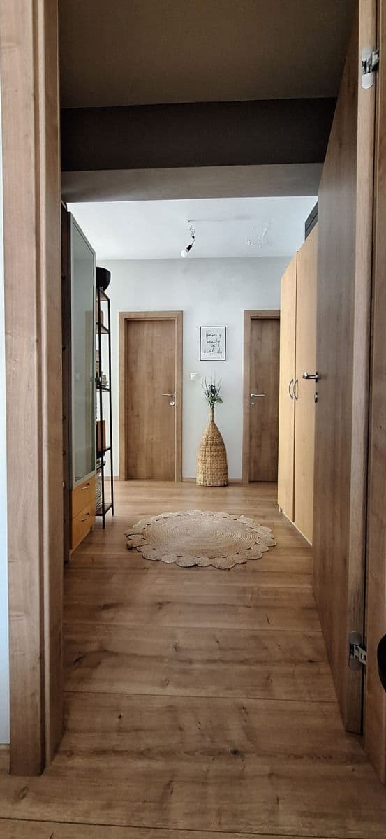 Pronájem bytu  120 m², Solosnicka a, Karlova Ves, Bratislavský kraj