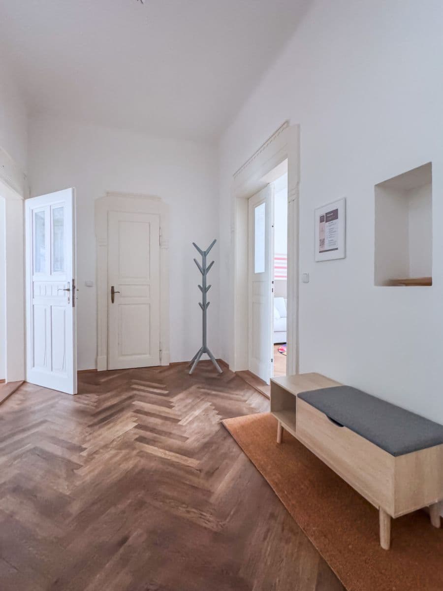 Pronájem bytu  89 m², Maiselova, Praha, Praha