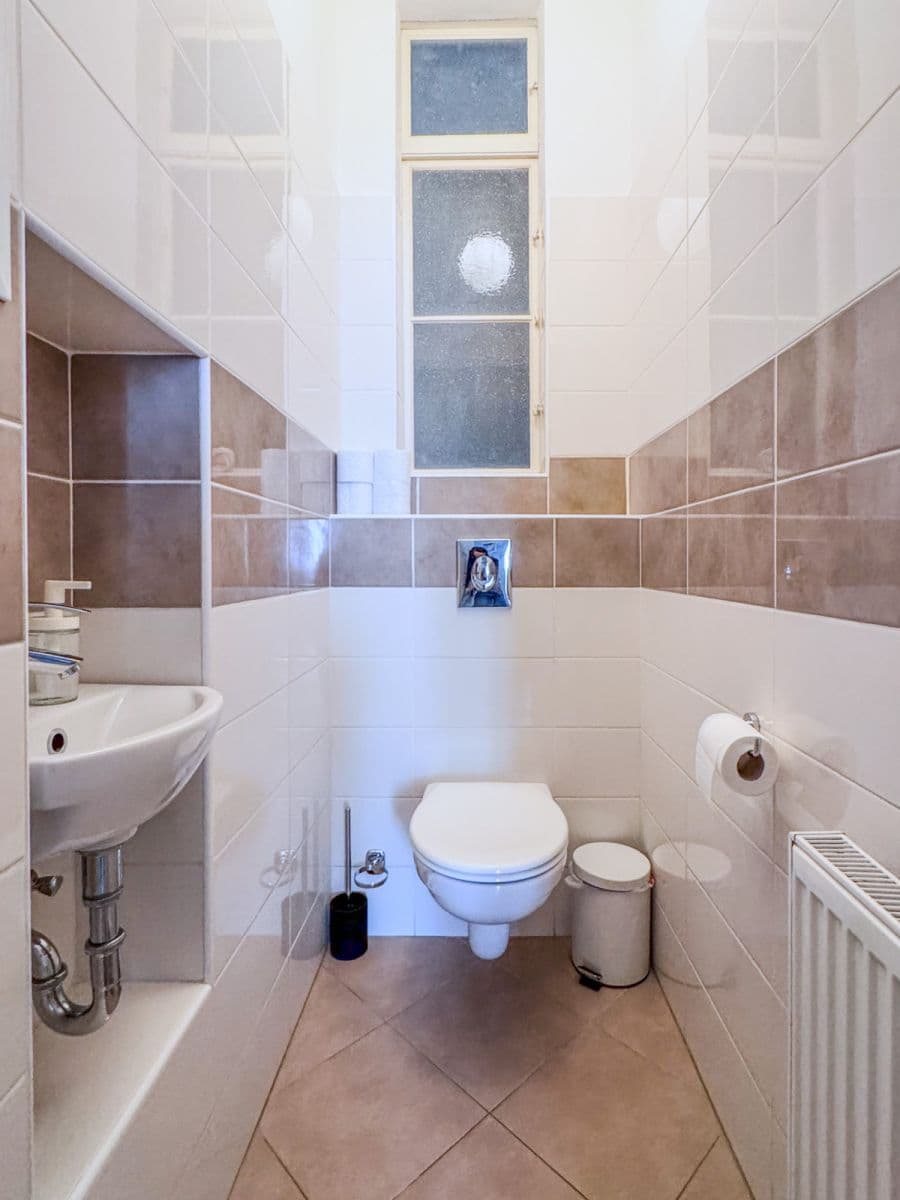 Pronájem bytu  89 m², Maiselova, Praha, Praha