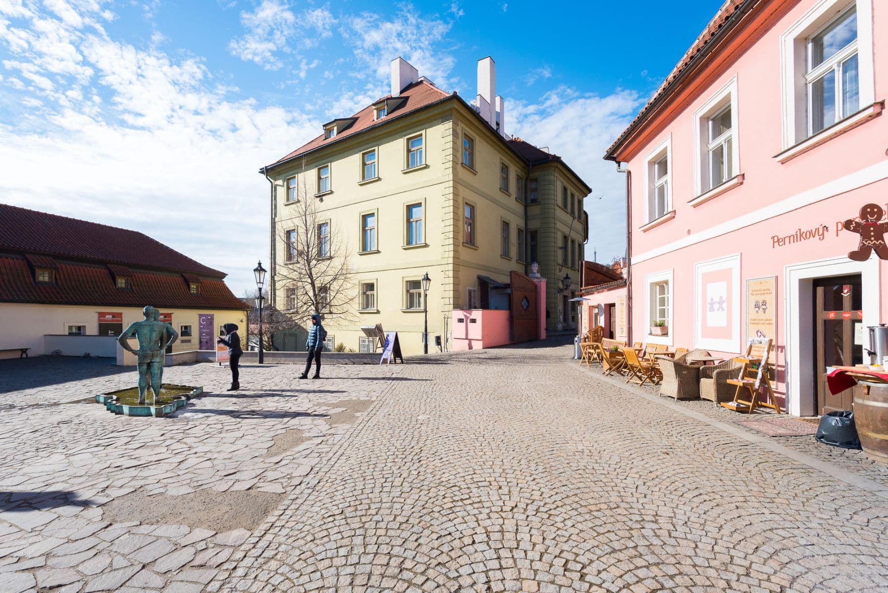 Pronájem bytu  46 m², Cihelná, Praha, Praha