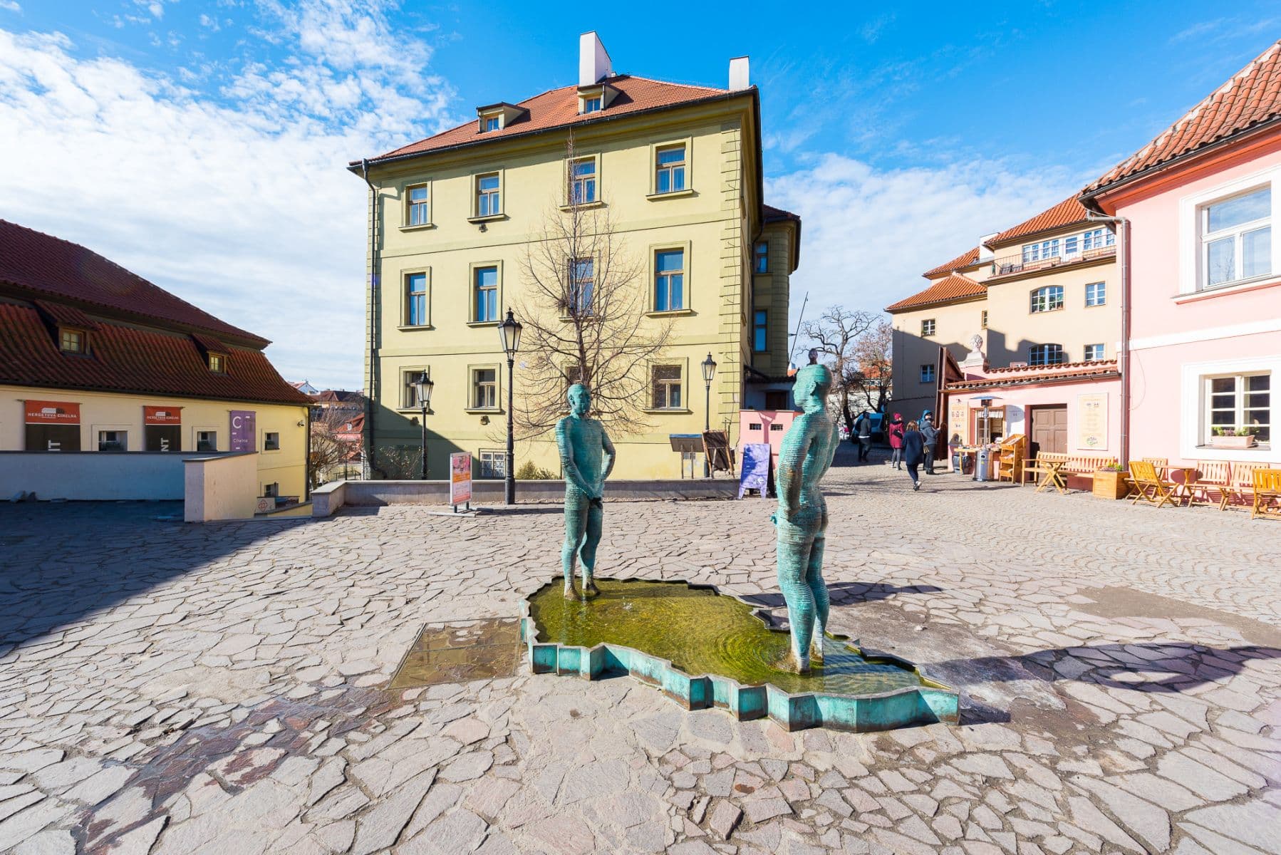 Pronájem bytu  46 m², Cihelná, Praha, Praha