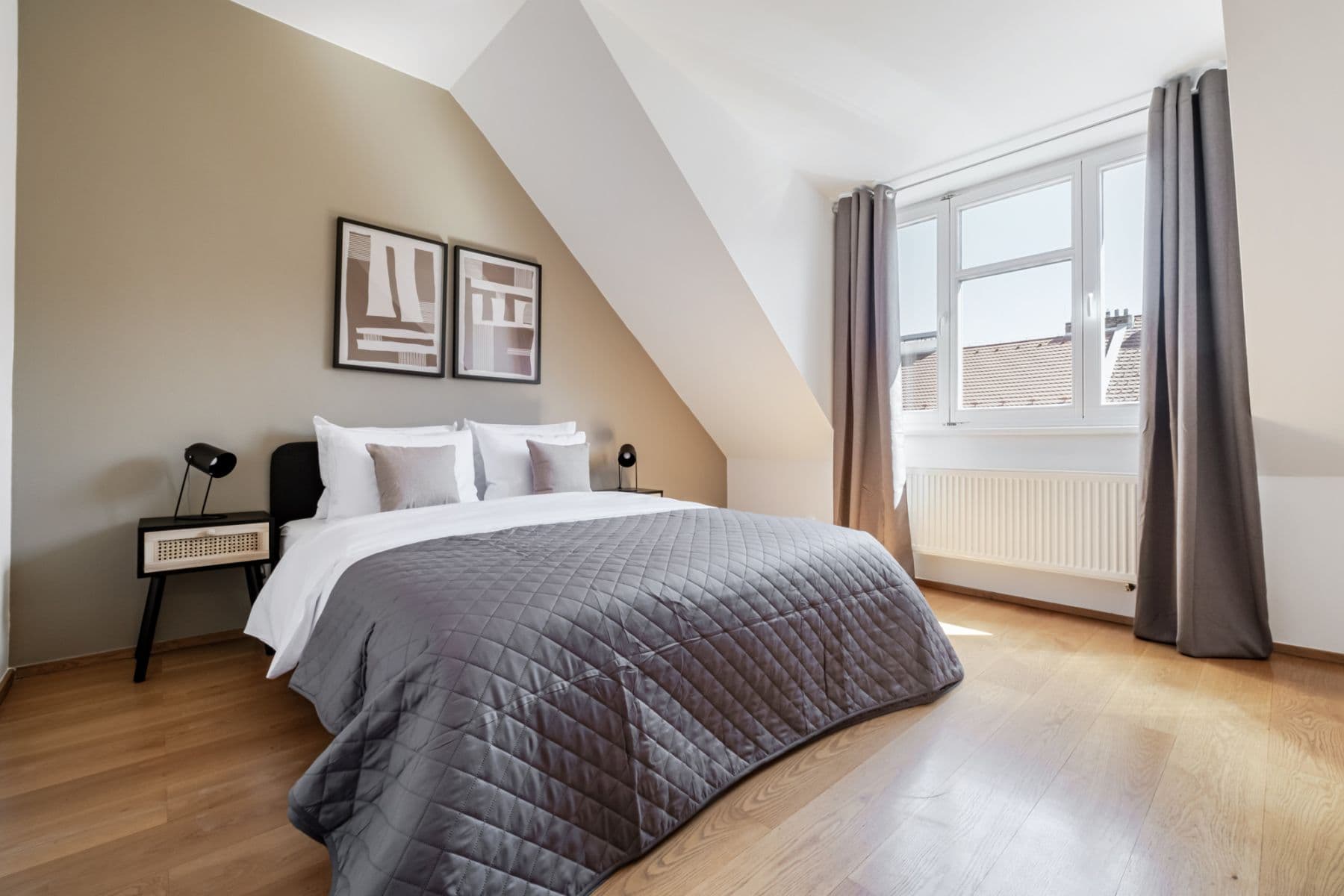 Pronájem bytu  115 m², Křížkovského, Praha, Praha