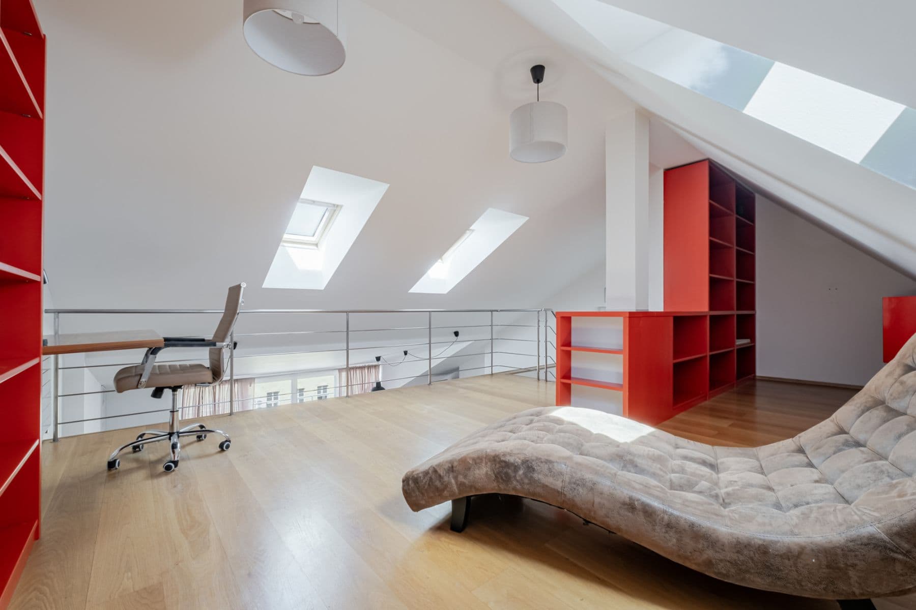 Pronájem bytu  115 m², Křížkovského, Praha, Praha