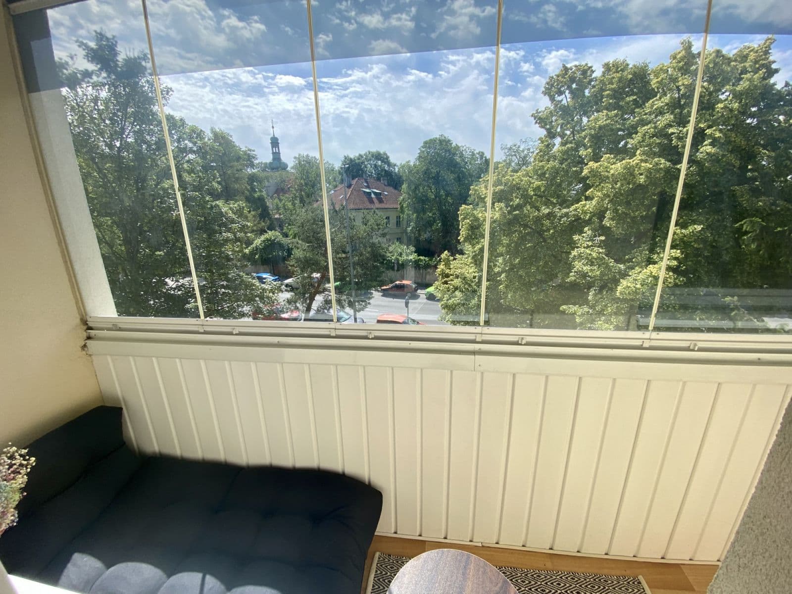 Pronájem bytu  33 m², Litoměřická, Praha, Praha