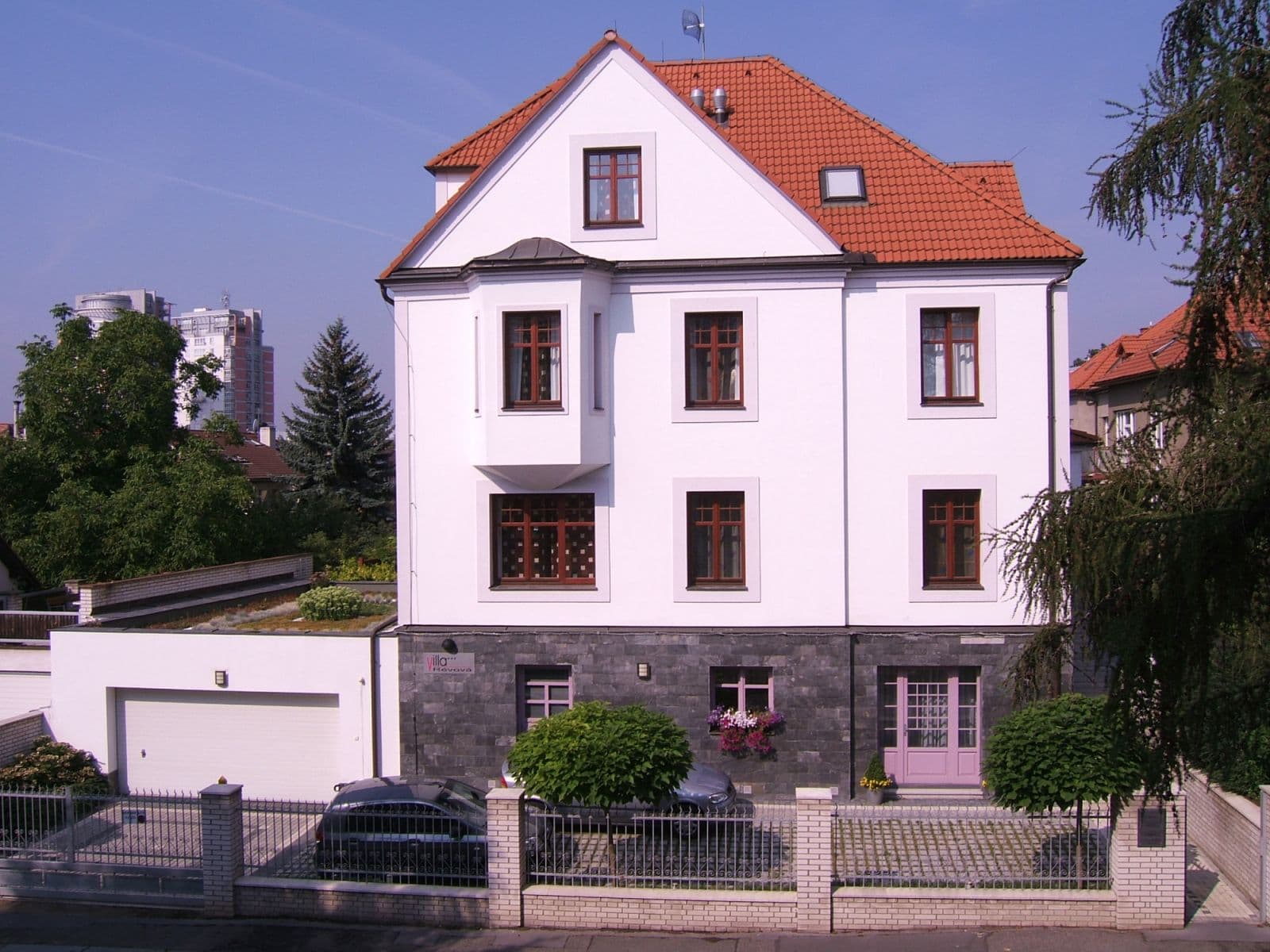 Pronájem bytu  300 m², Révová, Praha, Praha