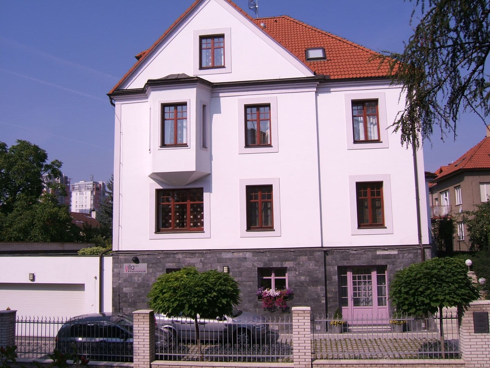 Pronájem bytu  300 m², Révová, Praha, Praha