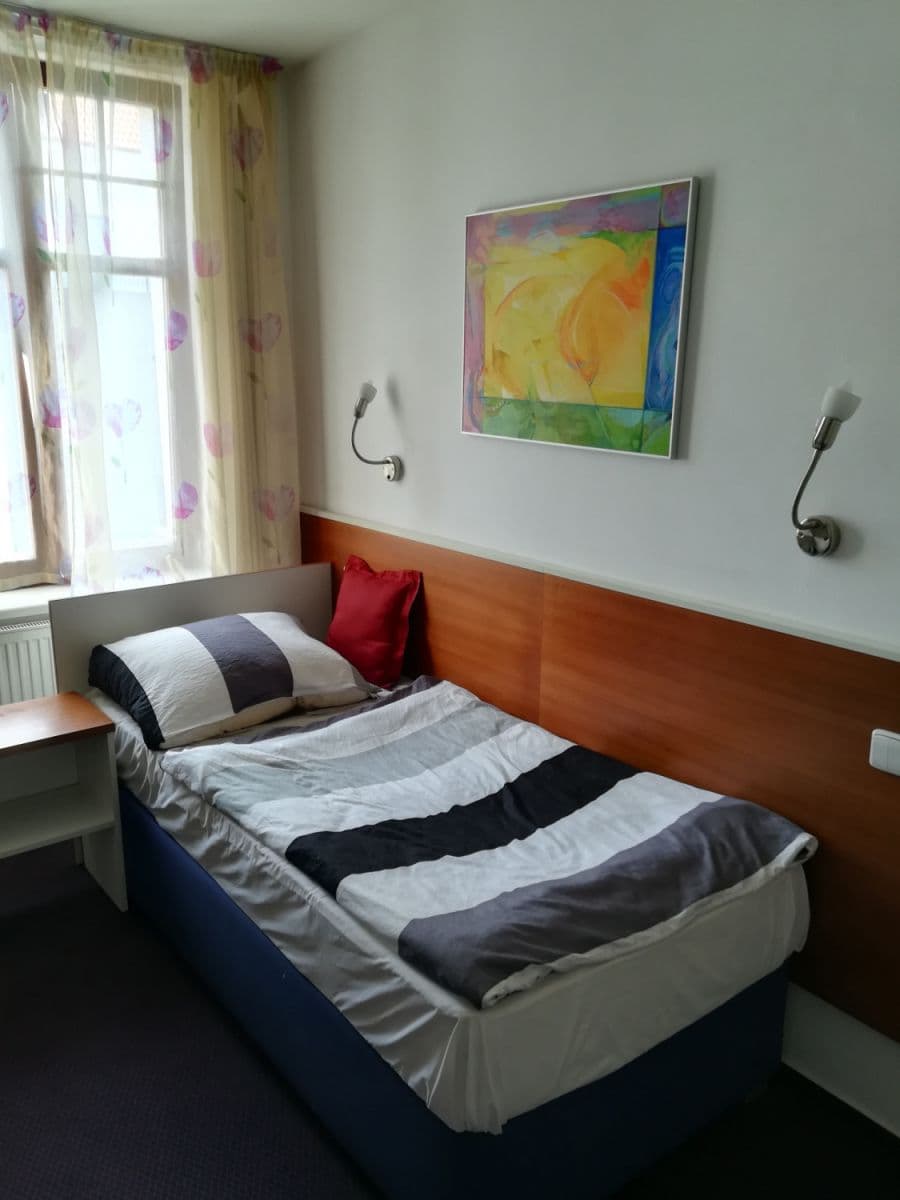 Pronájem bytu  300 m², Révová, Praha, Praha